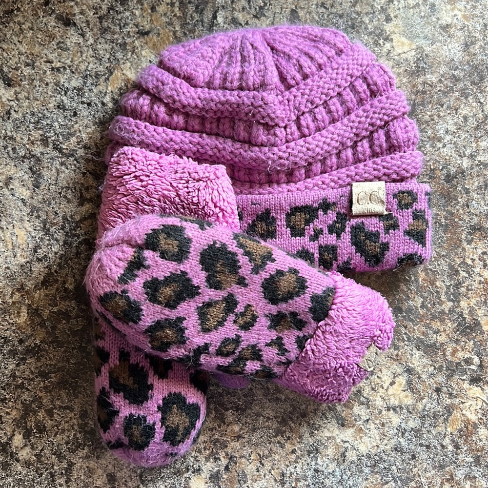 Kid CC hat and mitten set
